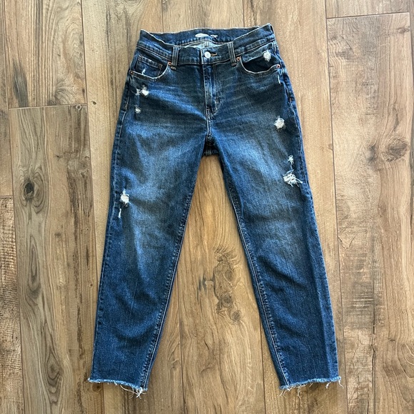 Old Navy Mid-Rise Boyfriend Jeans - Picture 1 of 7